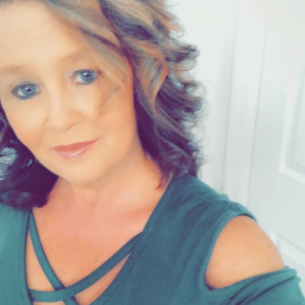 Meet your Posher, Teresa